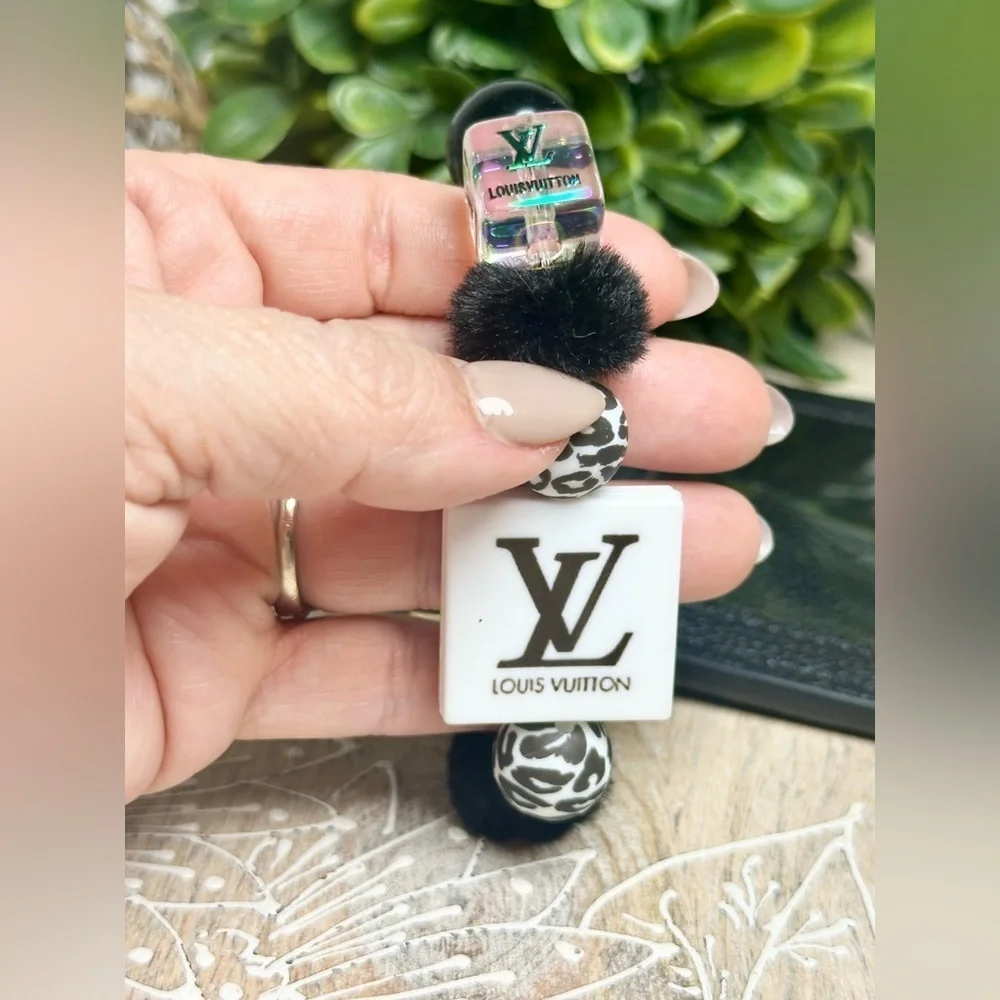 Card Holder Wristlet with Handmade Beaded Keychain in Black
